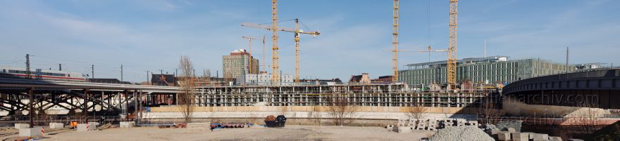 Berlin. Baustelle HumboldtHafenEins
20. 3. 2014. Berlin. Mitte. Baustelle HumboldtHafenEins
Schlüsselwörter: Baustelle;Berlin;Germany;HumboldtHafenEins;Kran;Mitte;2014;Panorama