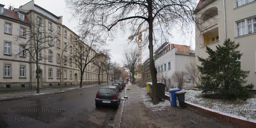 Berlin. Scharnhorststraße
12. 1. 2013. Berlin. Mitte. Scharnhorststraße
Schlüsselwörter: Berlin;Deutschland;Germany;Mitte;Panorama;2013;Scharnhorststraße