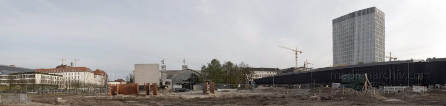 Berlin. Moabit. Heidestraße. Tour Total. Hochhaus
17. 4. 2014. Berlin. Mitte. Moabit. Baustelle Eurocity an der Heidestraße. Europacity. Tour Total. Hochhaus
Schlüsselwörter: Baustelle;Berlin;Eurocity;Europacity;Heidestraße;Hochhaus;Mitte;Moabit;Panorama;2014;Total