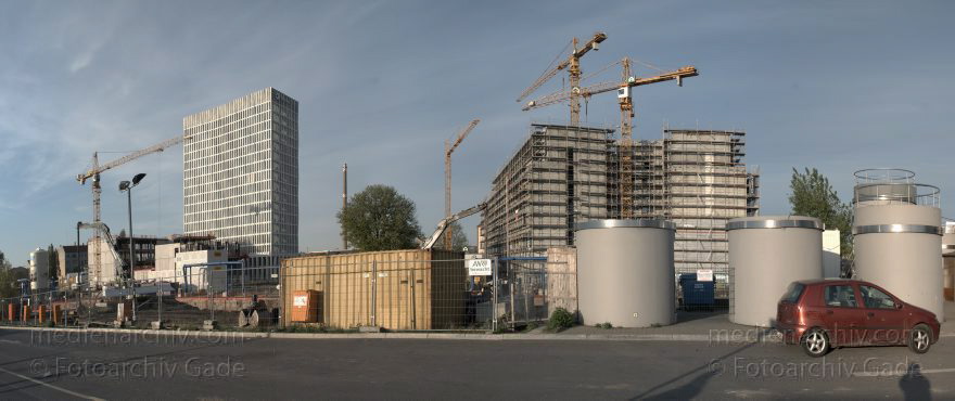 Berlin. Moabit. Heidestraße. Tour Total. Hochhaus
17. 4. 2014. Berlin. Mitte. Moabit. Baustelle Eurocity an der Heidestraße. Europacity. Tour Total. Hochhaus
Schlüsselwörter: Baustelle;Berlin;Eurocity;Europacity;Heidestraße;Hochhaus;Mitte;Moabit;Panorama;2014;Total