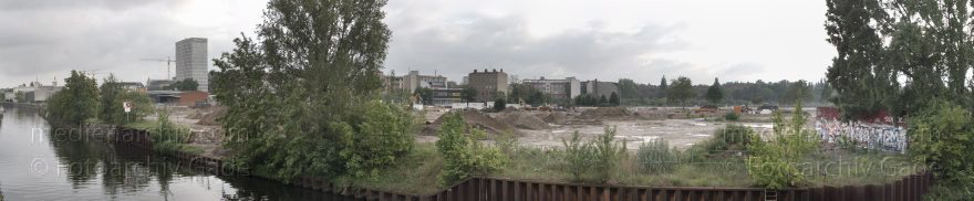 Berlin. Moabit. Baustelle Europacity
18 5. 2014. Berlin. Mitte. Moabit. Baustelle Europacity an der Heidestraße. Berlin-Spandauer-Schifffahrtskanal
Schlüsselwörter: Baustelle;Berlin;Berlin-Spandauer-Schifffahrtskanal;Europacity;Heidestraße;Mitte;Moabit;2014;Panorama