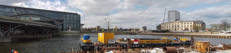Berlin. Moabit. Humboldthafen. Hauptbahnhof
17. 4. 2012. Berlin. Mitte. Moabit. Humboldthafen. Hauptbahnhof
Schlüsselwörter: Berlin;Deutschland;Germany;Hauptbahnhof;Humboldthafen;Mitte;Moabit;2012;Panorama