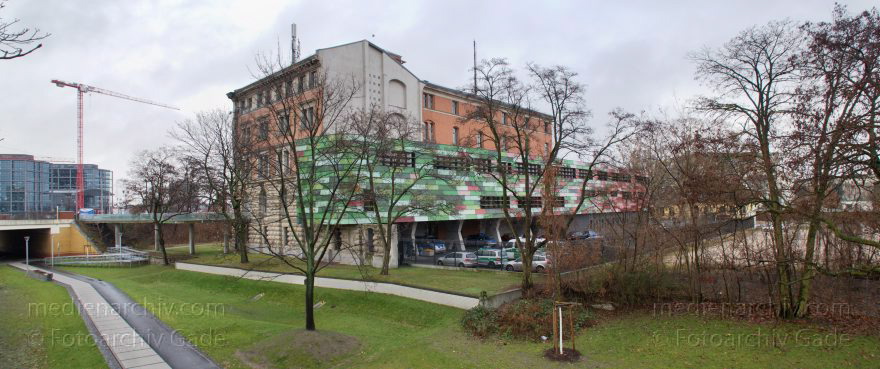 Berlin. Moabit. Moabiter Werder. Polizeiwache
6. 1. 2013. Berlin. Mitte. Moabit. Moabiter Werder. Polizeiwache
Schlüsselwörter: Berlin;Germany;Hauptzollamt;Moabit;MoabitWerder;Panorama;2013;Polizei