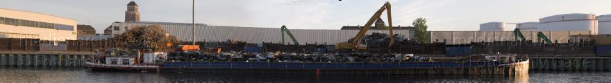 Berlin. Tiergarten. Moabit. Westhafen. Binnenschiff Berliner-Spandauer-Schiffahrtskanal.
5. 5. 2010. Berlin. Mitte. Tiergarten. Moabit. Westhafen. Binnenschiff. Berlin-Spandauer-Schiffahrtskanal.
Schlüsselwörter: Berlin;Berlin-Spandauer-Schiffahrtskanal;Deutschland;Germany;Mitte;Moabit;Panorama;Tiergarten;2010;Westhafen