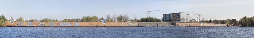 Berlin. Spandau. Fluss Havel
22. 10. 2013. Berlin. Spandau. Obere Havel. Fluss.
Schlüsselwörter: Berlin;Fluss;Germany;Havel;Panorama;2013;Spandau