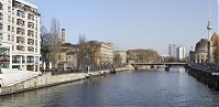 Berlin-Mitte-Spree-20070218-40pan.jpg