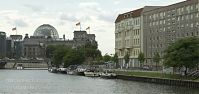 Berlin-Mitte-Spree-Schiffbauerdamm-20100807-166-p.jpg