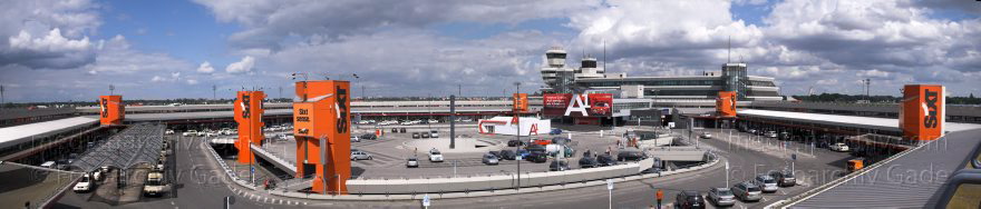 Berlin. Flughafen Tegel. Flugzeuge. Flugplatz
20. 6. 2010. Berlin. Tegel. Flughafen. Flugzeuge. Airport
Schlüsselwörter: Airport;Berlin;Deutschland;Flughafen;Flugzeuge;Germany;Panorama;Reinickendorf;2010;Tegel