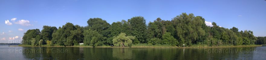 Berlin. Tegel. Tegeler See. Insel Reiswerder
5. 8. 2013. Berlin. Tegel. Tegeler See. Insel Reiswerder
Schlüsselwörter: Berlin;Germany;Insel;Reinickendorf;Reiswerder;Tegel;2013;Tegeler See