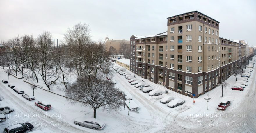 Berlin. Wedding. Pekinger Platz
21. 1. 2010. Berlin. Mitte. Wedding. Pekinger Platz
Schlüsselwörter: 2010;Berlin;Deutschland;Germany;Mitte;Panorama;Pekinger Platz;Schnee;Wedding;Winter