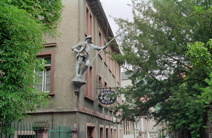 Baden-Württemberg. Heidelberg
21. 5. 1991. Baden-Württemberg. Heidelberg
Schlüsselwörter: Baden-Württemberg;Deutschland;Germany;1991;Heidelberg
