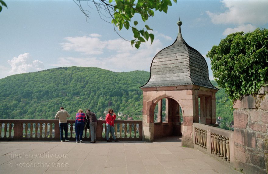 Baden-Württemberg. Heidelberg
17. 5. 1991. Baden-Württemberg. Heidelberg. Heidelberger Schloss am Nordhang des Königsstuhls
Schlüsselwörter: Baden-Württemberg;Deutschland;Germany;Heidelberg;1991;Heidelberger Schloss