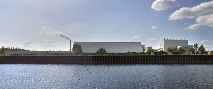 Brandenburg. Brieselang. Havelkanal. Rigips Werk
7. 6. 2013. Brandenburg. Brieselang. Havelkanal. Rigips Werk.
Schlüsselwörter: Brandenburg;Brieselang;Havelkanal;Panorama;2013;Rigips