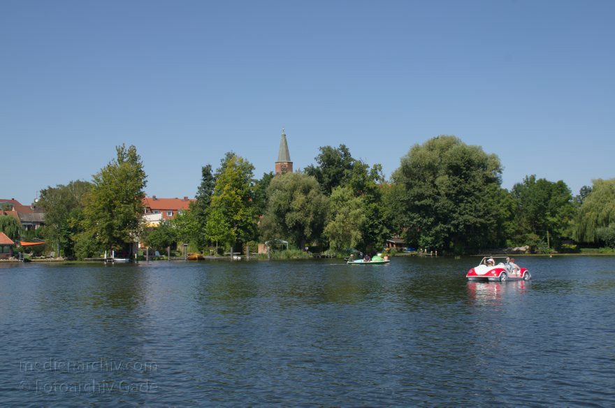 Brandenburg. Brandenburg an der Havel. Brandenburger Stadtkanal
19. 8. 2012. Brandenburg. Brandenburg an der Havel. Brandenburger Stadtkanal
Schlüsselwörter: Brandenburg;Brandenburger Stadtkanal;Deutschland;Germany;2012;Stadtkanal