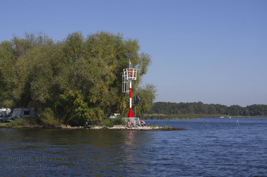Brandenburg. Caputh. Fluss Havel
2. 10. 2011. Brandenburg. Caputh. Fluss Havel
Schlüsselwörter: Brandenburg;Caputh;Deutschland;Fluss;Germany;2011;Havel