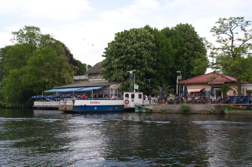 Brandenburg. Caputh. Havel. Seilfähre
19. 5. 2012. Brandenburg. Caputh. Fluss Havel. Seilfähre
Schlüsselwörter: Boote;Brandenburg;Caputh;Deutschland;Fluss;Germany;Havel;2012;Seilfähre