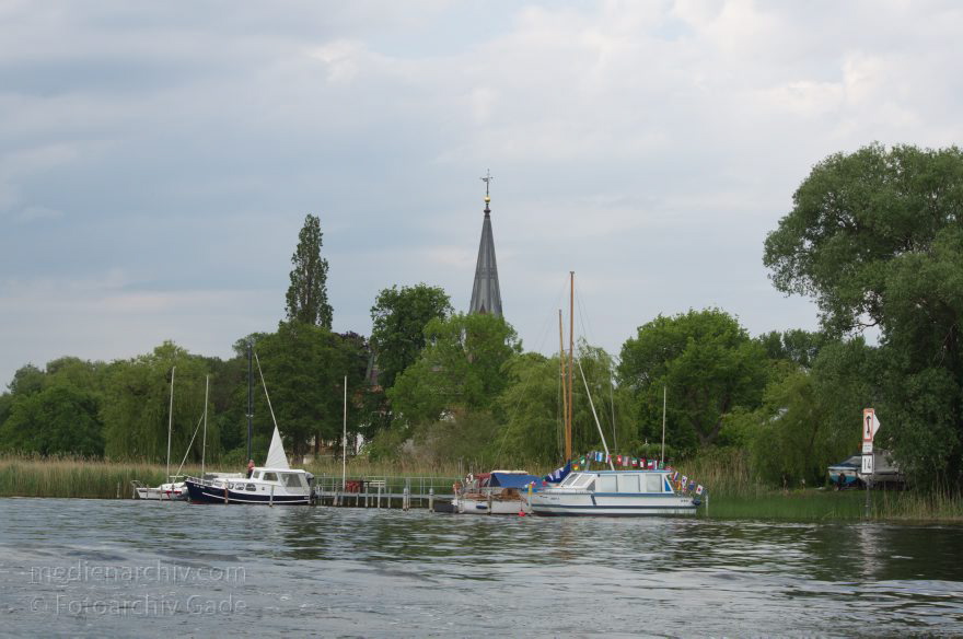 Brandenburg. Geltow am Fluss Havel
19. 5. 2014. Brandenburg. Geltow am Fluss Havel
Schlüsselwörter: Brandenburg;Deutschland;Fluss;Geltow;Germany;Havel;2012;Werder