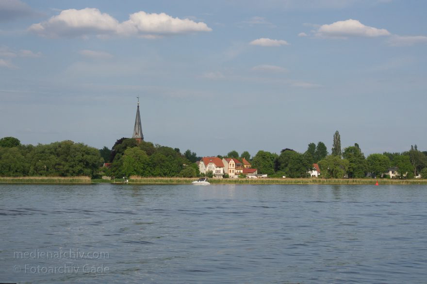 Brandenburg. Geltow am Fluss Havel
19. 5. 2014. Brandenburg. Geltow am Fluss Havel
Schlüsselwörter: Brandenburg;Deutschland;Fluss;Geltow;Germany;Havel;2012;Werder