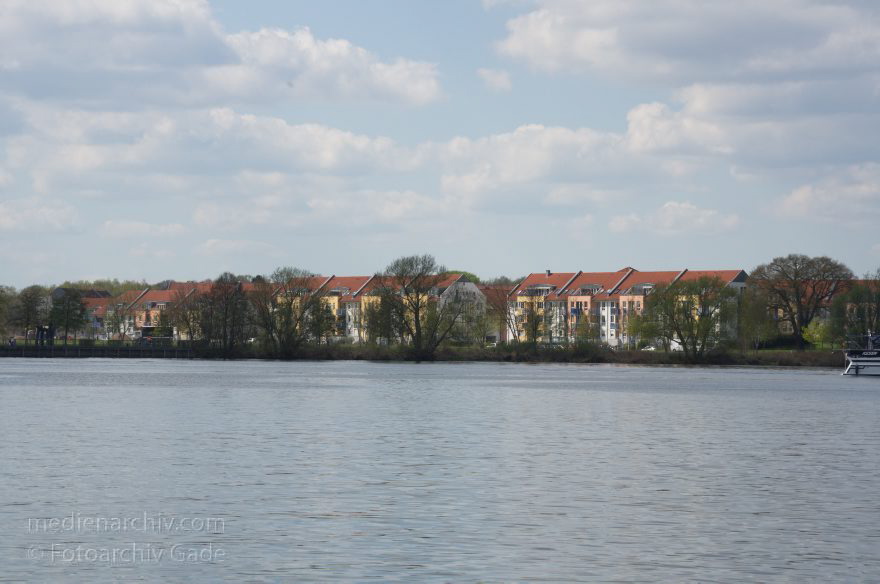 Brandenburg. Hennigsdorf. Nieder-Neuendorfer See. Fluss Havel.
28. 4. 2013. Brandenburg. Hennigsdorf. Fluss Havel. Niederneuendorfer See
Schlüsselwörter: Berlin;Brandenburg;Deutschland;Fluss;Germany;Havel;Havel-Oder-Wasserstraße;Hennigsdorf;Niederneuendorfer See;Niederneuendorfer-See;2013;Schnee