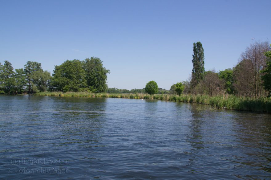 Brandenburg. Fluss Havel zwischen Phöben und Paretz
20. 5. 2012. Brandenburg. Fluss Havel zwischen Phöben und Paretz
Schlüsselwörter: Brandenburg;Deutschland;Fluss;Germany;2012;Havel