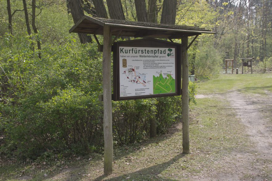 Hakenberg
24. 4. 2015. Brandenburg. Hakenberg
Schlüsselwörter: 2015;Brandenburg;Hakenberg