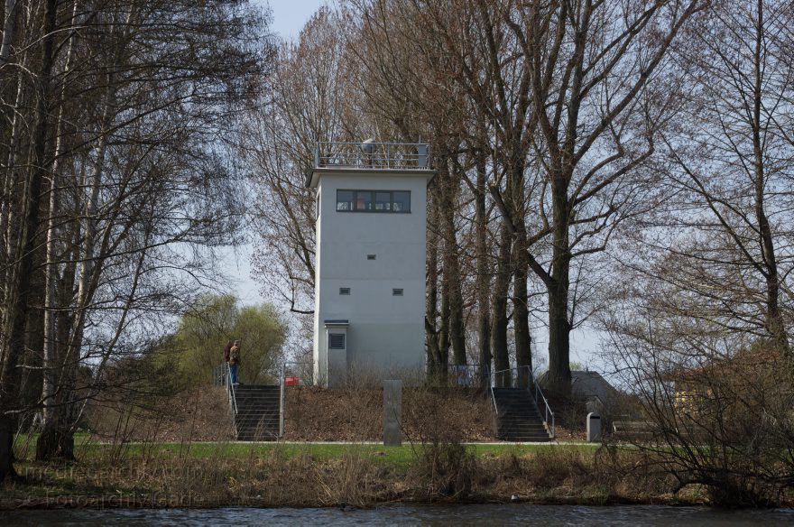 Brandenburg. Hennigsdorf. Wachturm der ehemaligen DDR Grenze
21. 4. 2013. Brandenburg. Hennigsdorf. Wachturm der ehemaligen DDR Grenze
Schlüsselwörter: Brandenburg;DDR;Deutschland;Germany;Grenzanlage;Hennigsdorf;2013;Wachturm