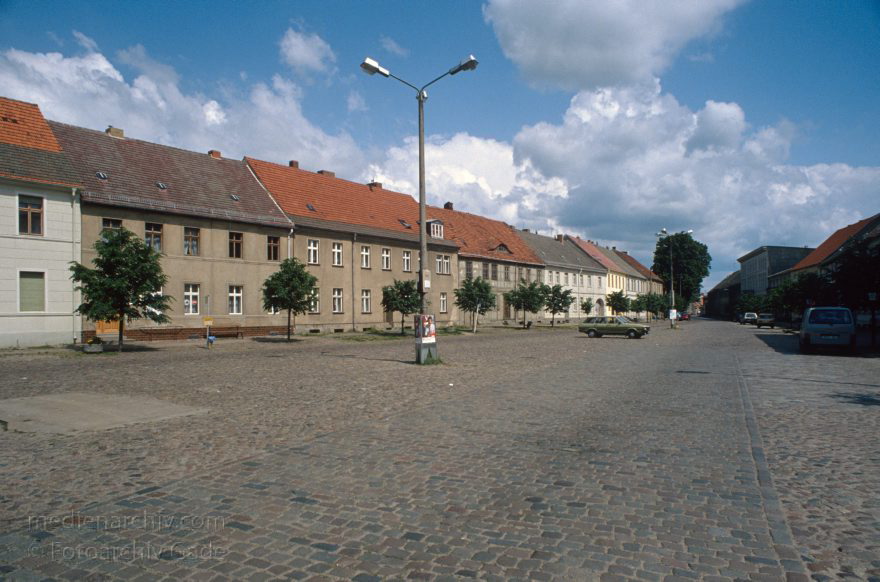 Brandenburg.
1994. Brandenburg,
Schlüsselwörter: Deutschland;1994;Brandenburg;Germany