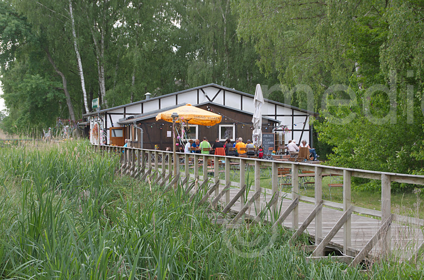Linum
21. 5. 2016. Brandenburg. Linum
Schlüsselwörter: 2016;Brandenburg;Linum