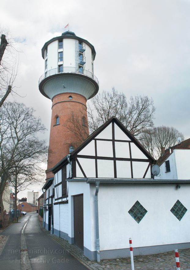 Brandenburg. Nauen
16. 2. 2014. Brandenburg. Nauen. Wasserturm
Schlüsselwörter: Brandenburg;Nauen;2014;Wasserturm