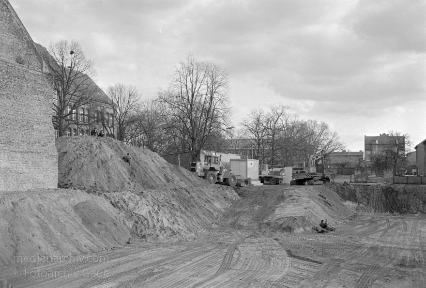 Brandenburg. Oranienburg.
7. 3. 1993. Brandenburg. Oranienburg.
Schlüsselwörter: Brandenburg;Deutschland;Germany;1993;Oranienburg