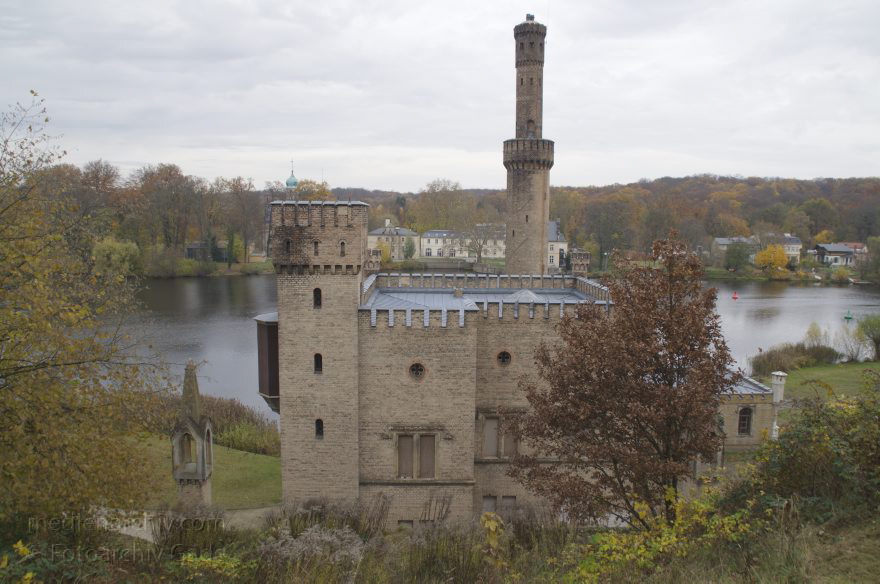 Potsdam. Park Babelsberg. Dampfmaschinenhaus
10. 11. 2012. Brandenburg. Potsdam. Park Babelsberg. Dampfmaschinenhaus
Schlüsselwörter: Babelsberg;Brandenburg;Dampfmaschinenhaus;Deutschland;Germany;Maschinenhaus;Park Babelsberg;2012;Potsdam