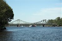 Brandenburg-Potsdam-Glienicker-Bruecke-20110508-10.jpg