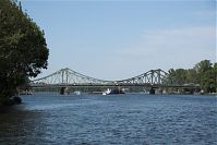 Brandenburg-Potsdam-Glienicker-Bruecke-20110508-40.jpg