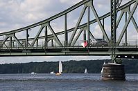 Brandenburg-Potsdam-Glienicker-Bruecke-20110813-017.jpg
