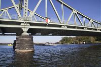 Brandenburg-Potsdam-Glienicker-Bruecke-20111015-132.jpg
