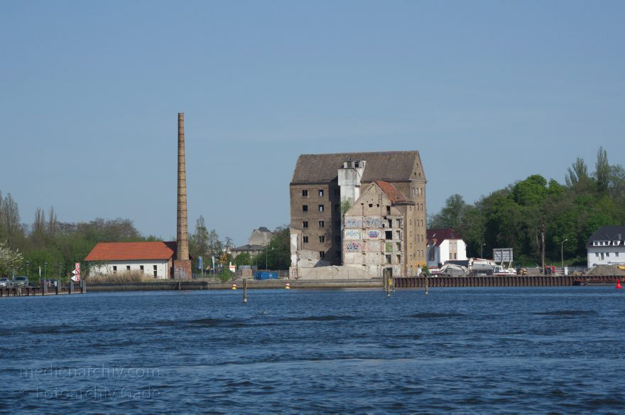 Potsdam. Havel.
28. 4. 2012. Brandenburg. Potsdam. Havel.
Schlüsselwörter: Brandenburg;Deutschland;Germany;Havel;2012;Potsdam