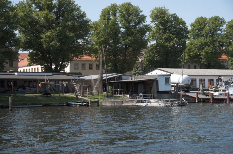 Potsdam vom Wasser betrachtet.
8. 5. 2011. Brandenburg. Potsdam vom Wasser betrachtet. Auf der Havel
Schlüsselwörter: Brandenburg;Deutschland;Germany;Havel;2011;Potsdam