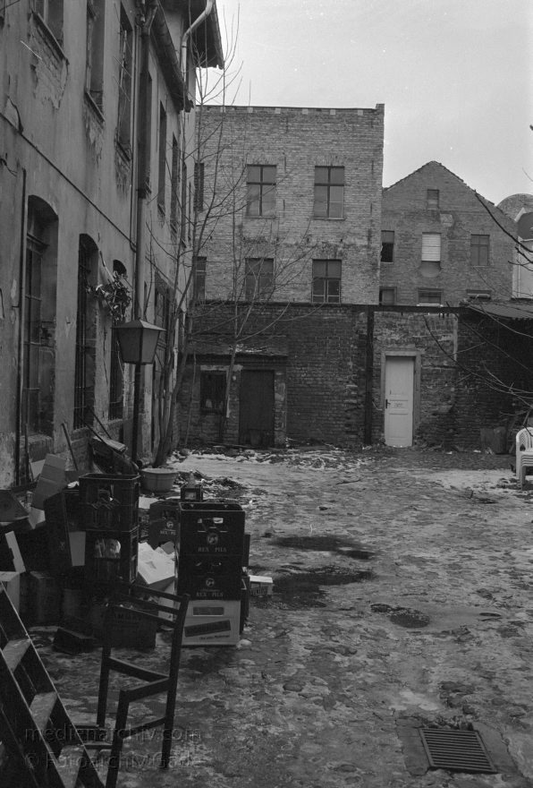 Potsdam
28. 2. 1993. Brandenburg. Potsdam
Schlüsselwörter: Brandenburg;Deutschland;Germany;1993;Potsdam
