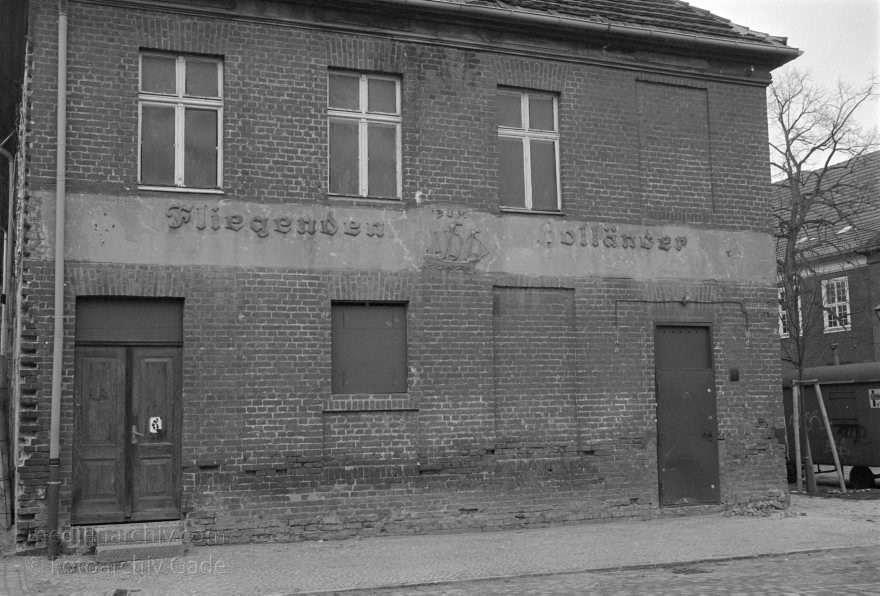 Potsdam
28. 2. 1993. Brandenburg. Potsdam
Schlüsselwörter: Brandenburg;Deutschland;Germany;1993;Potsdam