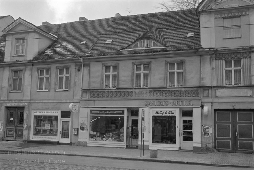 Potsdam
28. 2. 1993. Brandenburg. Potsdam
Schlüsselwörter: Brandenburg;Deutschland;Germany;1993;Potsdam
