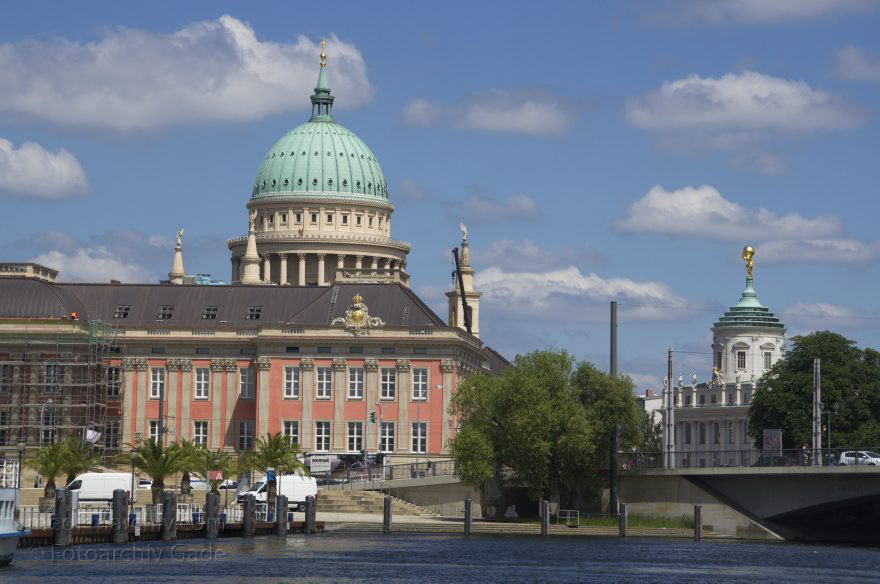 Potsdam
10. 6. 2013. Brandenburg. Potsdam. Fluss Havel. Potsdamer Stadtschloss. Dom
Schlüsselwörter: Brandenburg;Deutschland;Dom;Fluss;Germany;Havel;Potsdam;2013;Potsdamer Stadtschloss