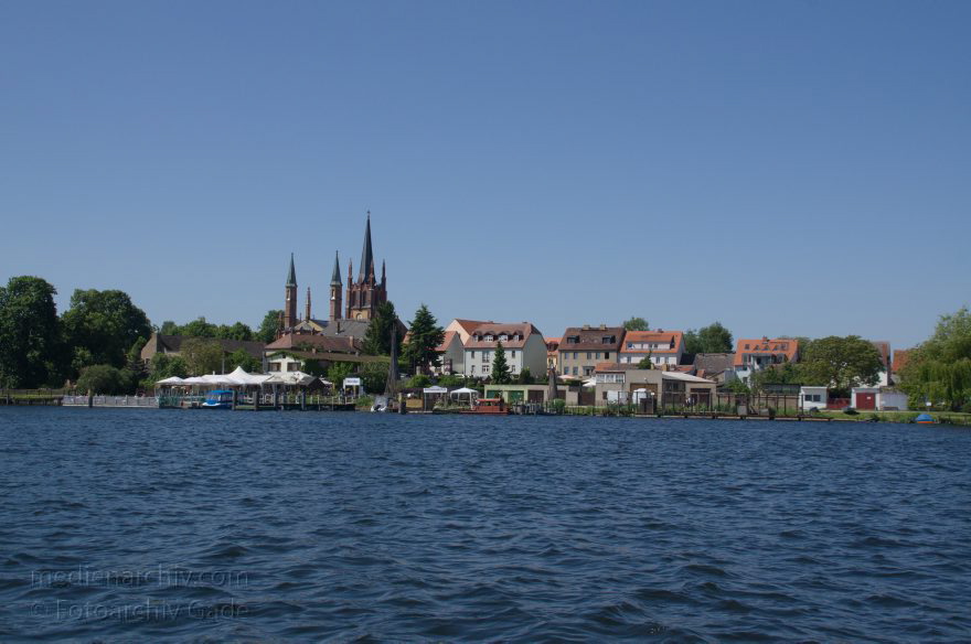 Brandenburg. Werder. Havel. Heilig-Geist-Kirche
19. 5. 2012. Brandenburg. Werder am Fluss Havel. Heilig-Geist-Kirche
Schlüsselwörter: Brandenburg;Deutschland;Germany;Havel;Heilig-Geist-Kirche;2012;Werder
