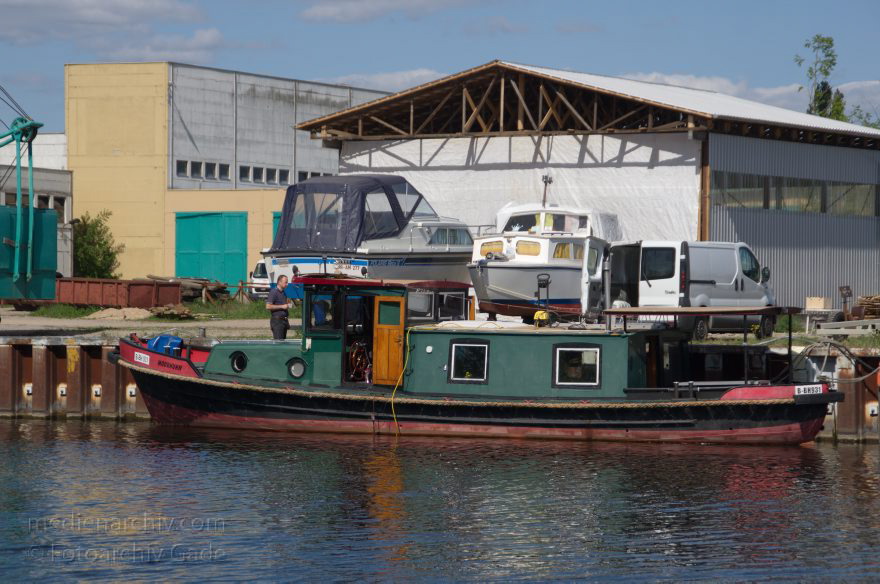 Zehdenick. Marina am Fluss Havel
3. 5. 2014. Brandenburg. Ruppiner Land. Zehdenick. Marina am Fluss Havel. Boote. Liegeplatz. Hafen.
Schlüsselwörter: Boote;Brandenburg;Fluss;Havel;Liegeplatz;Marina;Ruppiner Land;2014;Zehdenick