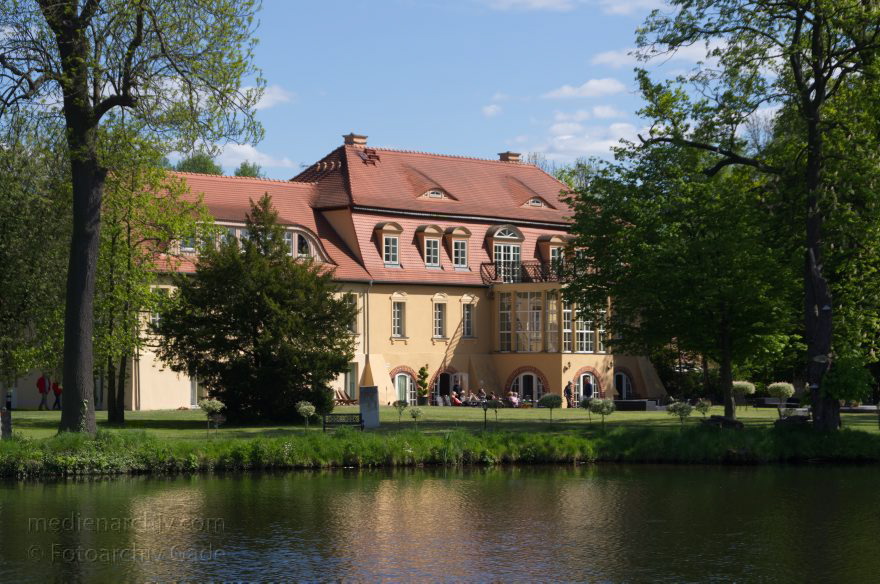 Zehdenick. Havelschloss
3. 5. 2014. Brandenburg. Ruppiner Land. Zehdenick. Havelschloss am Fluss Havel
Schlüsselwörter: Brandenburg;Fluss;Havel;Havelschloss;Ruppiner Land;2014;Zehdenick