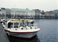 Dateiname=Hamburg-Alster-199204-25.jpg
Dateigröße=214KB
Abmessungen: 880x642
hinzugefügt am: 02. Januar 2016 Hamburg-Alster-199204-25.jpg