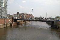 Hamburg-Hafen-20050415-13.jpg