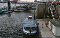 Hamburg-Landungsbruecken-1992-019.jpg