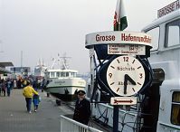 Hamburg-Landungsbruecken-19920409-56.jpg