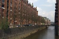 Dateiname=Hamburg-Speicherstadt-20050415-20.jpg
Dateigröße=211KB
Abmessungen: 880x586
hinzugefügt am: 02. Januar 2016 Hamburg-Speicherstadt-20050415-20.jpg
