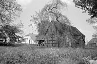 Mecklenburg-Vorpommern-Fs-Carwitz-Kirche-199405-169.jpg